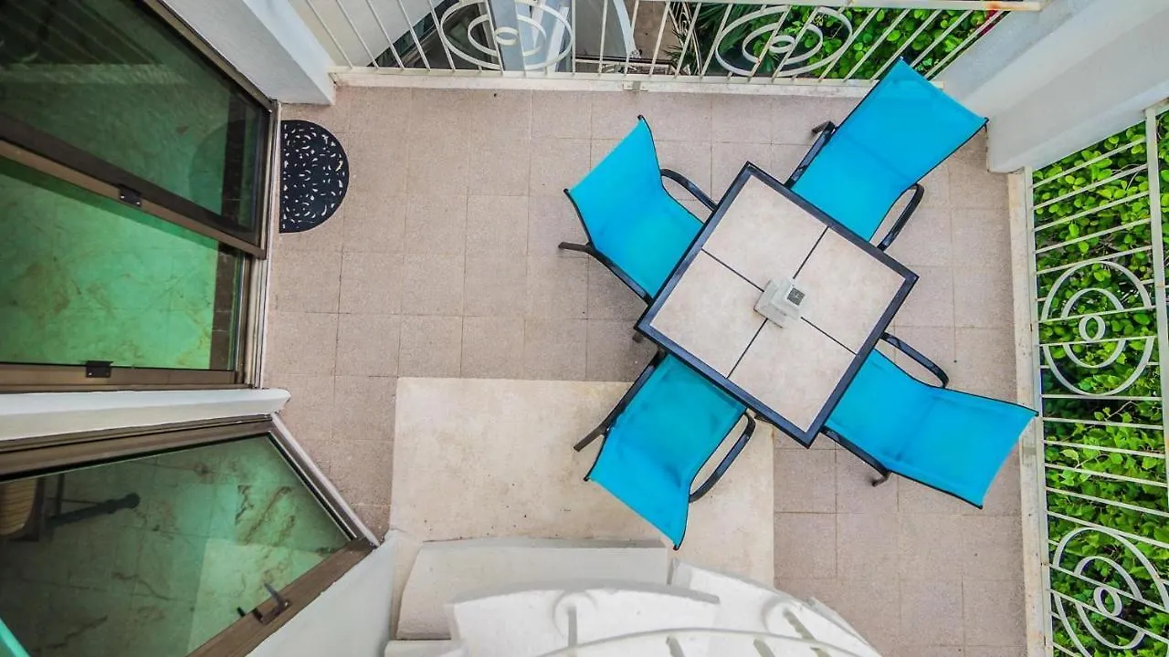 Paseo Del Sol Cenote A 301 Condo プレヤデルカーメン メキシコ