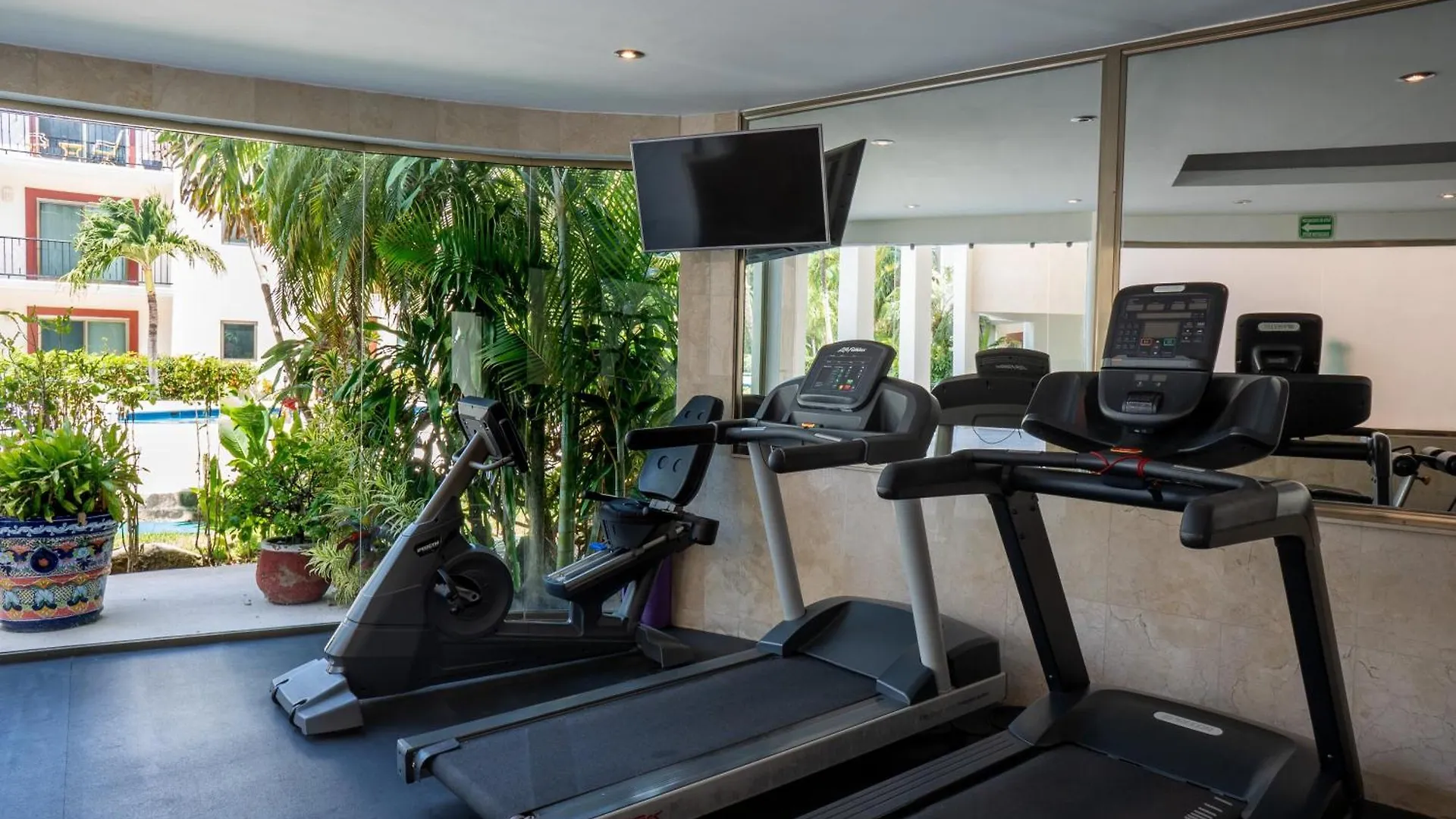 Paseo Del Sol Cenote A 301 Condo プレヤデルカーメン 0*,  メキシコ